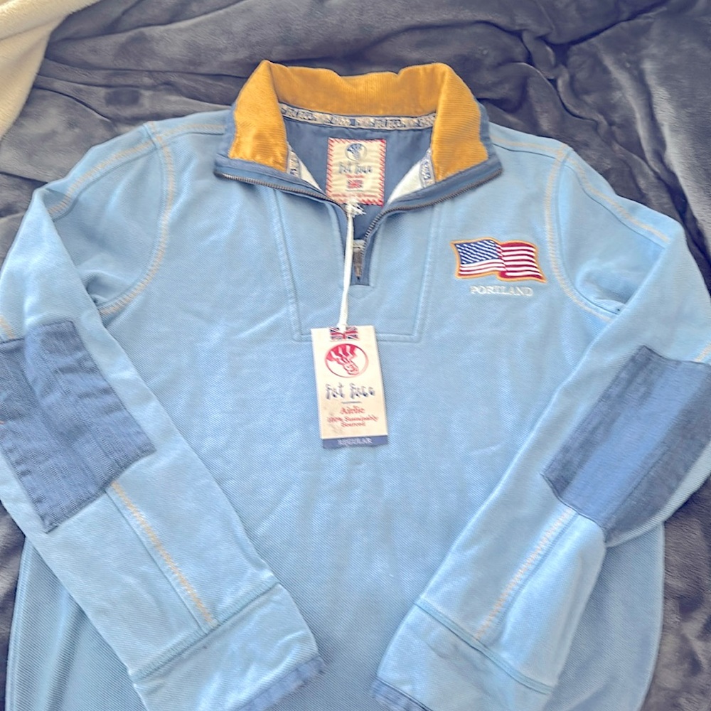 NWT Super high-quality sailing/rugby style zip up super comfortable quality S